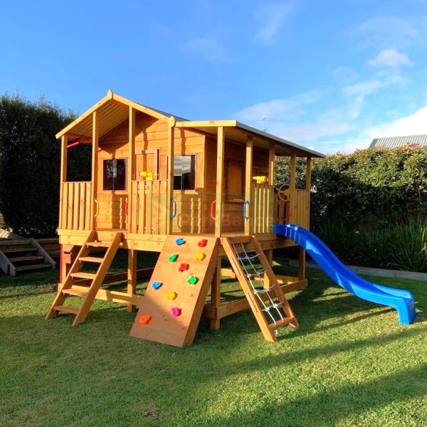 Şato Ahşap Oyun Parkı